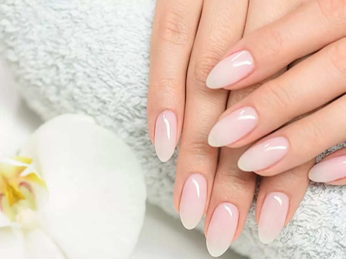 Bekilli Protez Tırnak